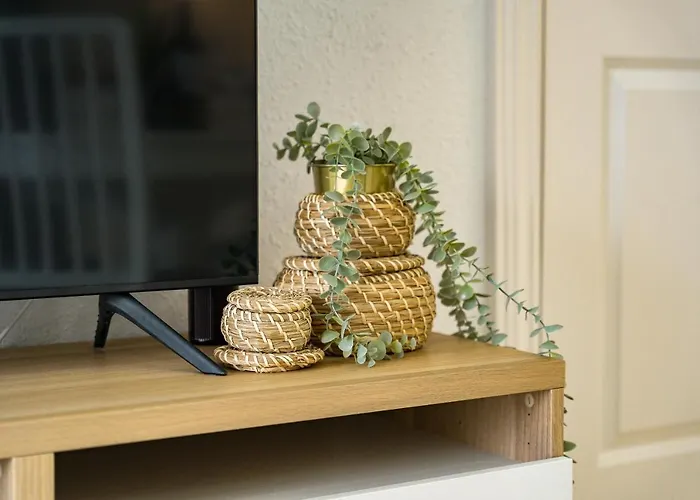 Апартаменти Ramada Адехе